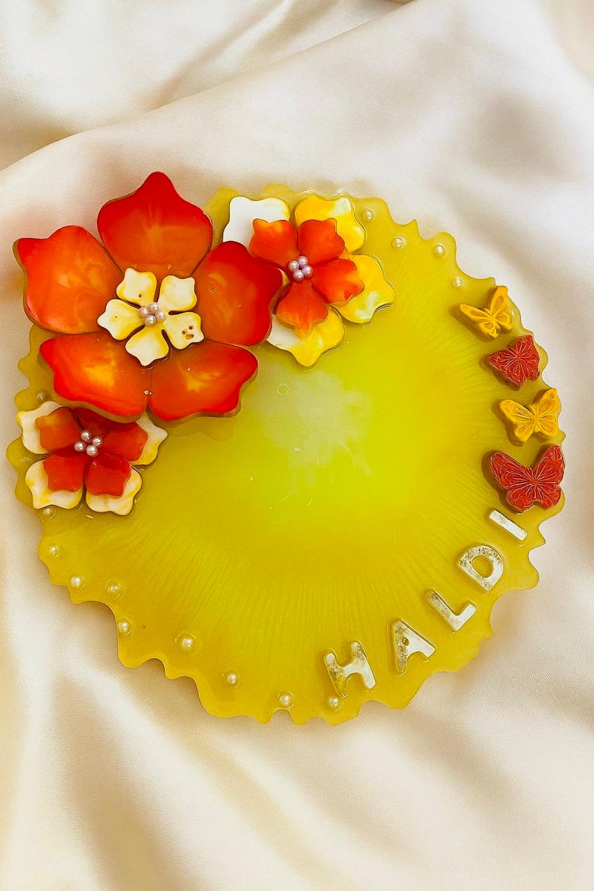 Resin Haldi Platter 8 inch Circular Zig Zag