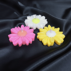 Daisy Candles ( Pack of 3)
